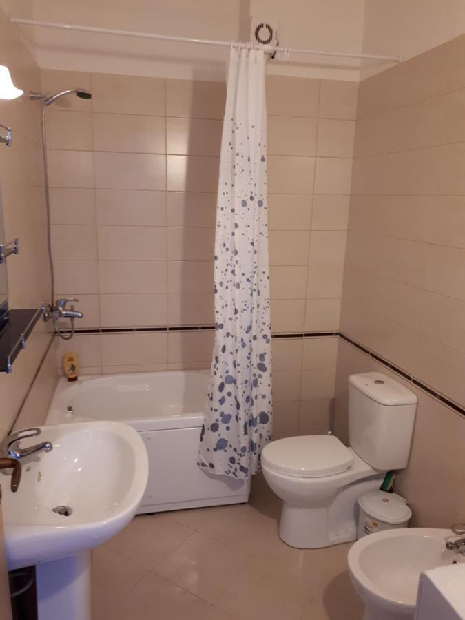 Asta Apartments Free Private Parking Vlorë Екстериор снимка